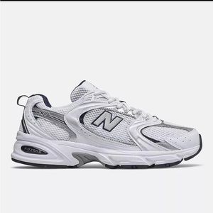 New Balance 530 Sneakers in White/Grey - Size 8.5 (Women’s) or Size 7 (Men’s)